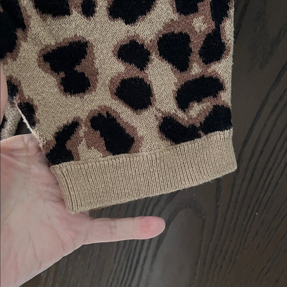 New York & Co. brown & black animal print. Size Small - Picture 4 of 7